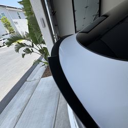 Tesla Model Y Spoiler 