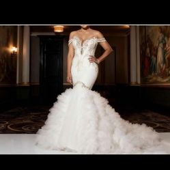 Wedding dress