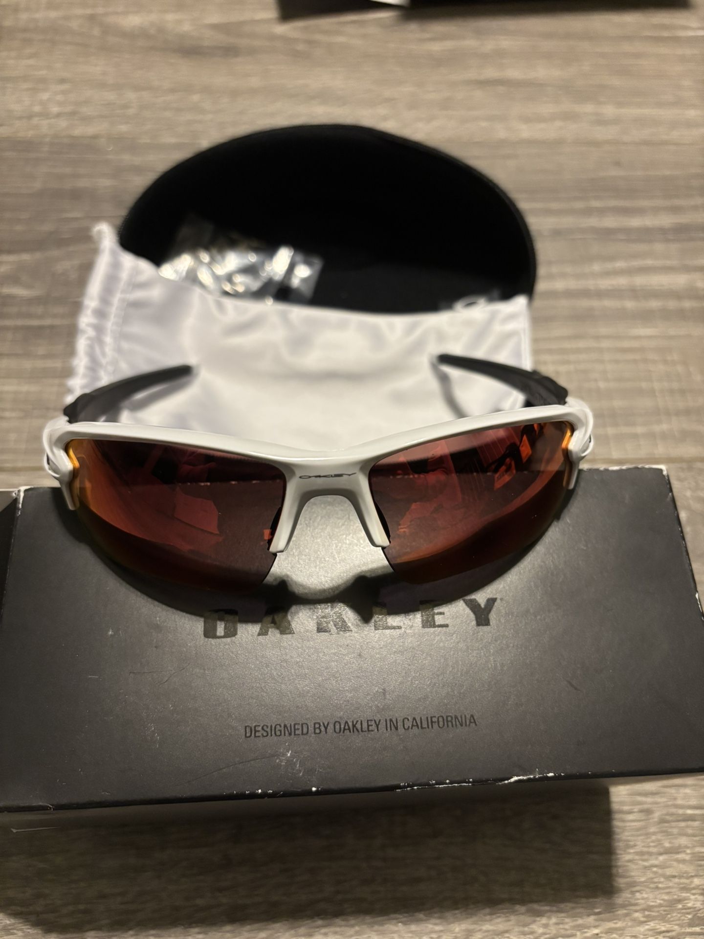 Oakley Prizm Field White Sunglasses Brand New