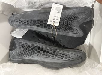 AE1 Shoes