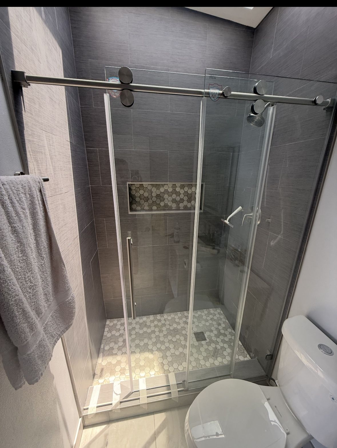 Shower Door With Install