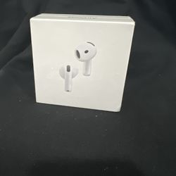 Apple AirPod Gen 4 Noise Cancellation