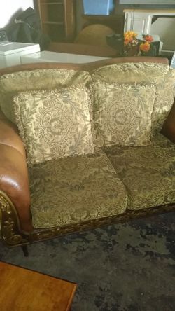 Nice modern loveseat