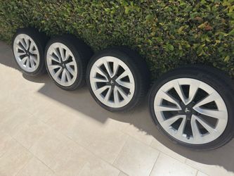 Tesla OEM 19-inch Sport Rims