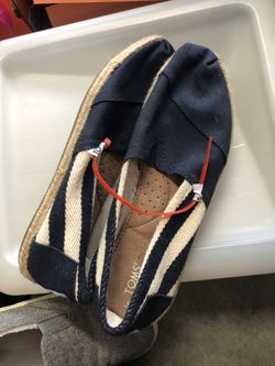Size 8.5 toms brand new