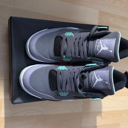 Jordan 4’s