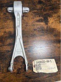 Tesla Rear Upper Fore Link RH 1420422-00-C Open Box OEM