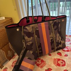 Beach Overnight Tote Bag With Pouch