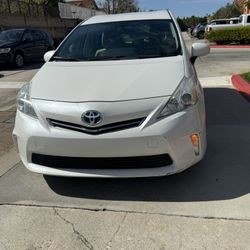 2012 Prius V 