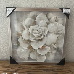 Floral wall decor