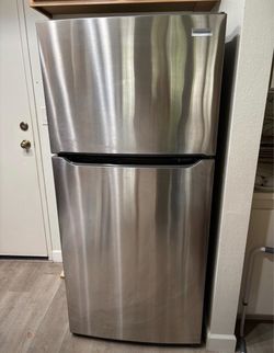Frigidaire refrigerator Frigidaire refrigerator