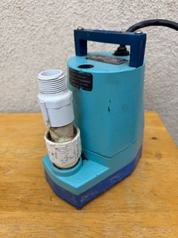 Little Giant 5 Series Submersible Utility Pump - Water Wizard