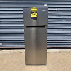 New!! Vissani 7.2 cu. ft. Top Freezer Refrigerator in Fingerprint Resistant Stainless Steel Look