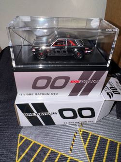 Hot Wheels Collectors Red Line Club RLC '72 Datsun black chrome