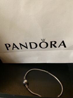 Pandora Disney parks exclusive bracelet