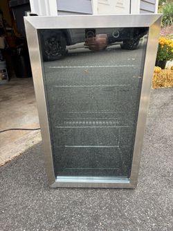 Antarctic Star Mini Fridge - Beer Wine Soda