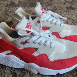 Nike Air Huarache Shoes Size 6.5