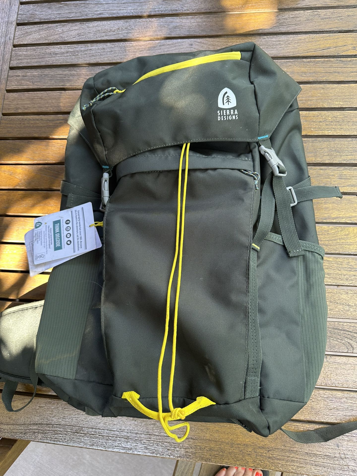 Sierra Designs Mount Sanitas Backpack 40L – New, Hydration Compatible, Hiking Daypack