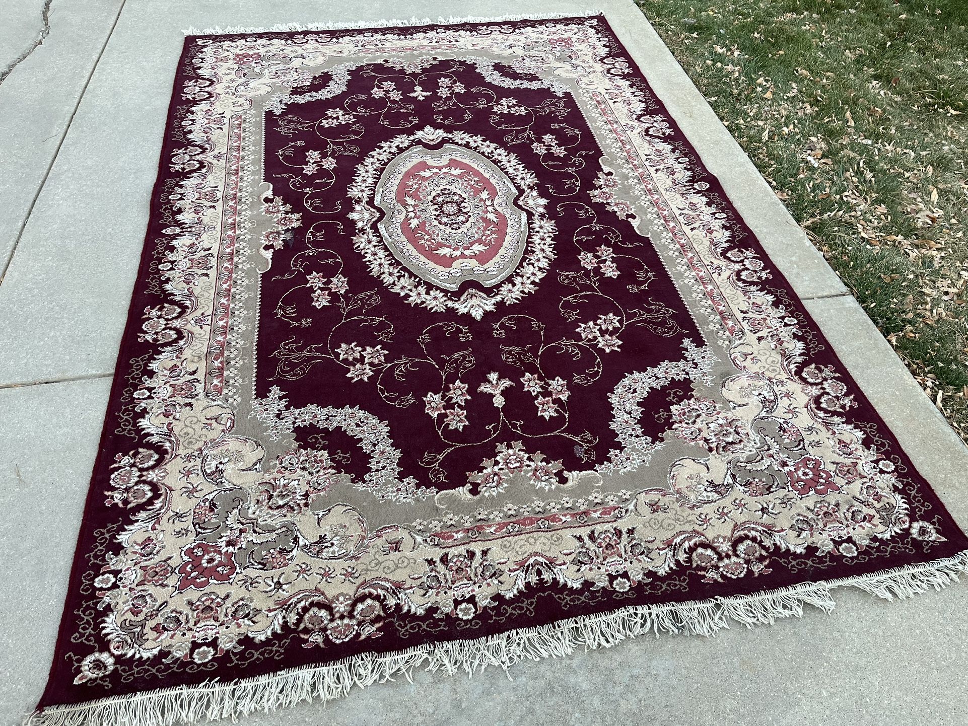 Lovely Vintage Oriental Large Area Rug (6’6”x10’)