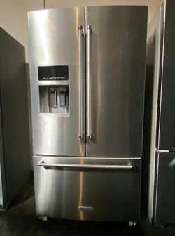 Stainless Steel French Door Refrigerator with Ice Maker