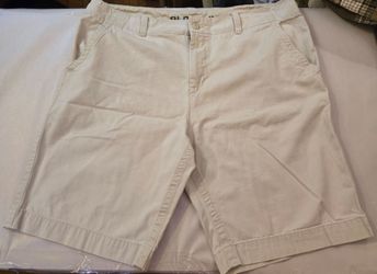 MB #1012  Mens 40 Old Navy shorts