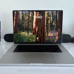 MacBook Pro 16inch - M1 Pro - silver - like new
