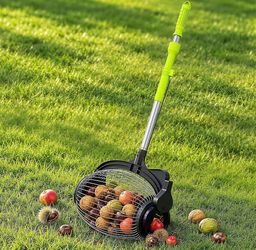 Acorn Picker Upper Roller