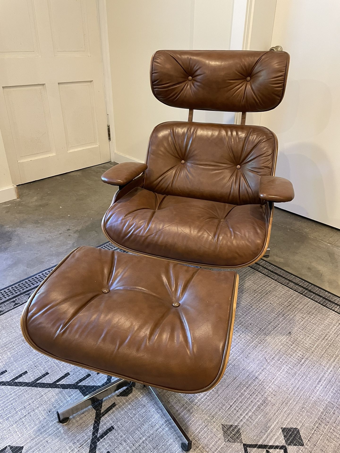 1975 Frank Doerner Mid-Century Modern Eames Style Chair & Ottoman
