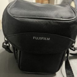 Digital Camera $160 Or Best Cash Offer 