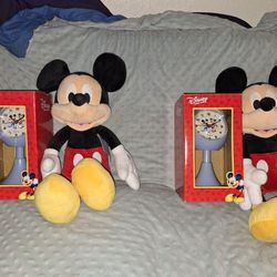 Mickey Mouse Plushy & Clock Bundle 