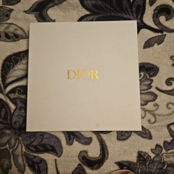 Dior Puzzle