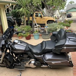 2014 Harley Davidson FLHTK