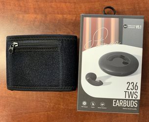 Black Earbuds for iPhone or Android…!!