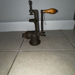 RARE "Universal" Food MEAT Chopper Cast Iron Food Prep Hand Crank #2 Vintage ruttmandesigns (949)