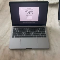 MacBook Pro Touch Bar 13” Space Grey
