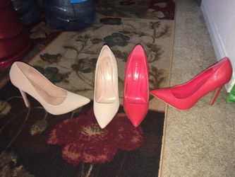 Beige and red heels size 7