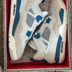 Jordan 4 Military Blue