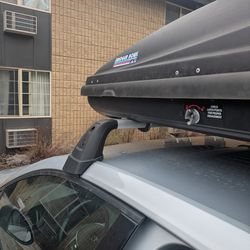 volkswagen VW mk7 roof rack with keys