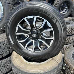 STOCK WHEELS FROM TACOMA. SIZE 17