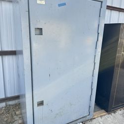 Large Stand Up Gun Safe
