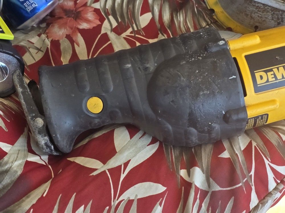 Dewalt Saw Note. 18volt