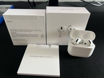 Apple AirPods 4