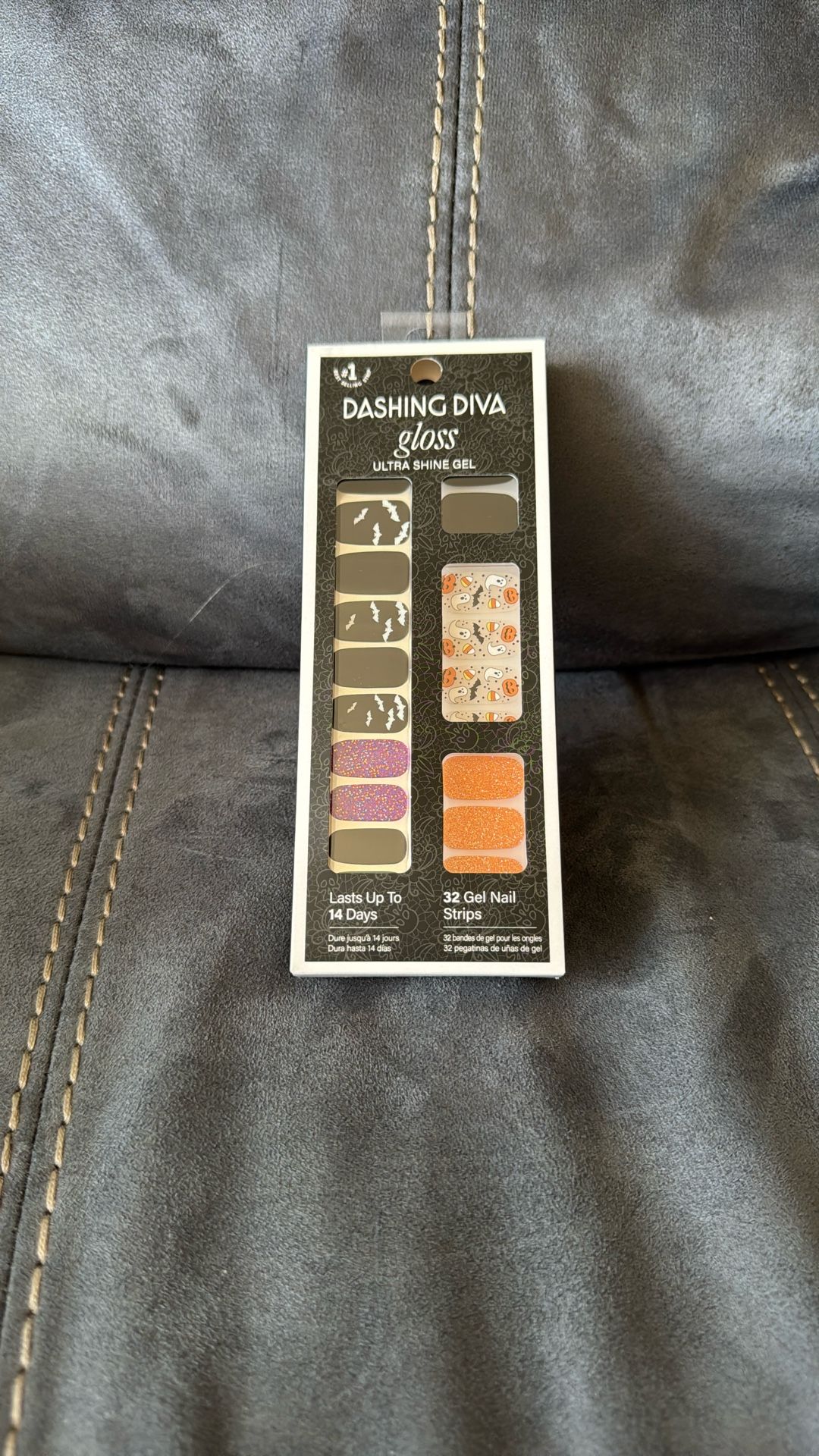 New In Package Dashing Diva Gloss Ultra Shine 32 Gel Nails’s Strips Black Purple Orange Halloween Ghosts Pumpkins Bats Candy Corn Glitter