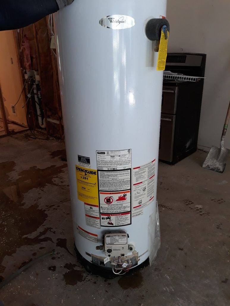 Boiler de gas 50 galones Whirlpool buenas condiciones