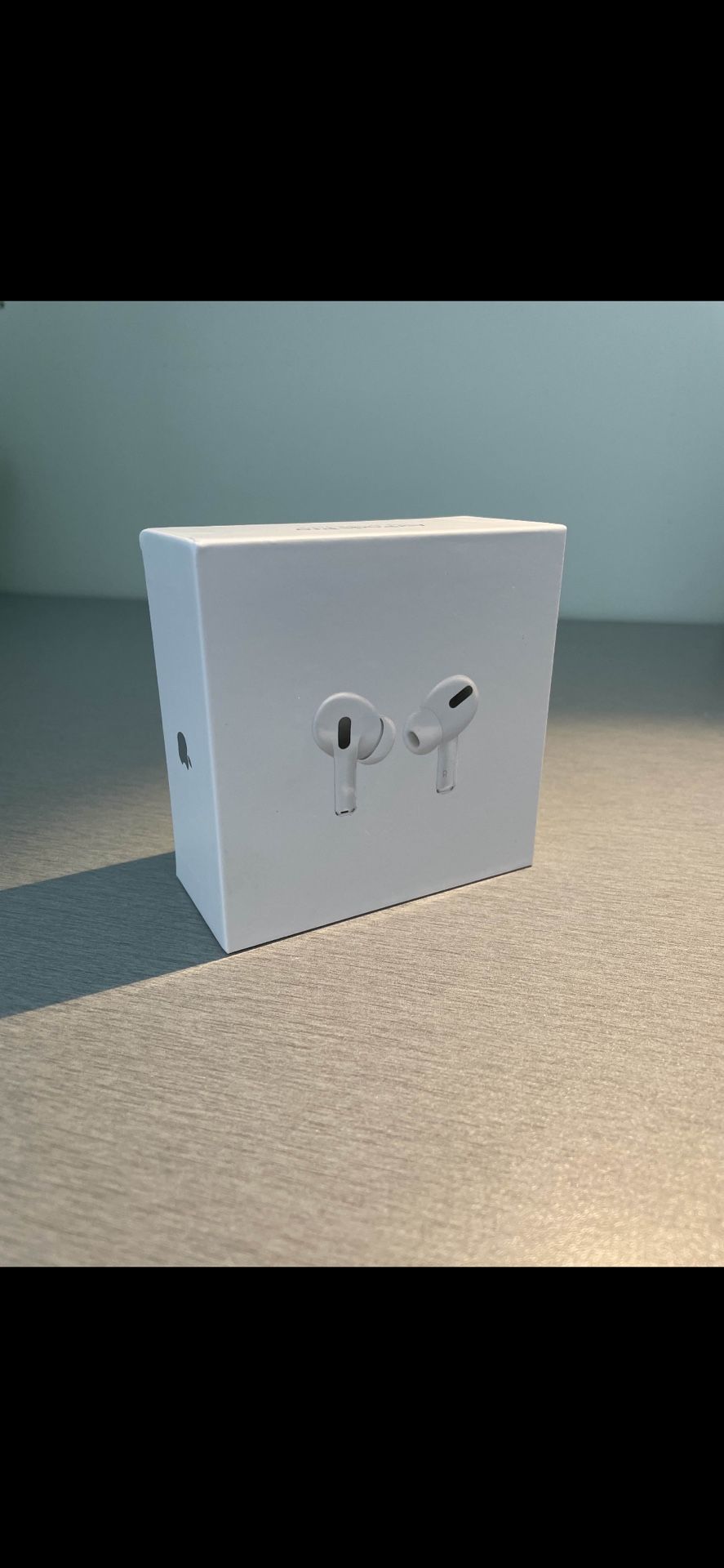 AirPods 4
