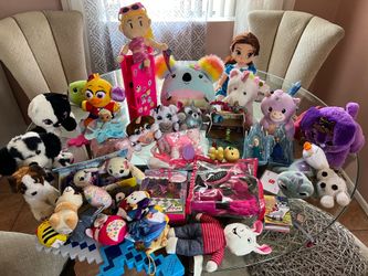 Girl toys