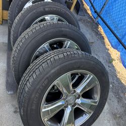 225/55r18 Rims With Tires & Sensors