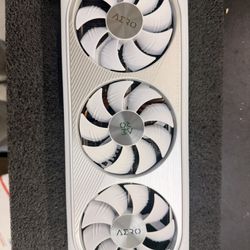 GIGABYTE GeForce RTX 4070 Ti SUPER AERO OC 16G Graphics Card