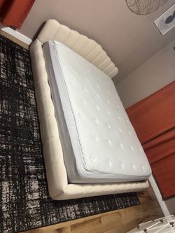 Queen Platform Bed Low