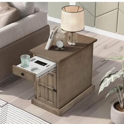 MSRP 270$ (60% off) Brand new Tzou Vintage End Table Side Table with Drawer USB Ports Night Stands